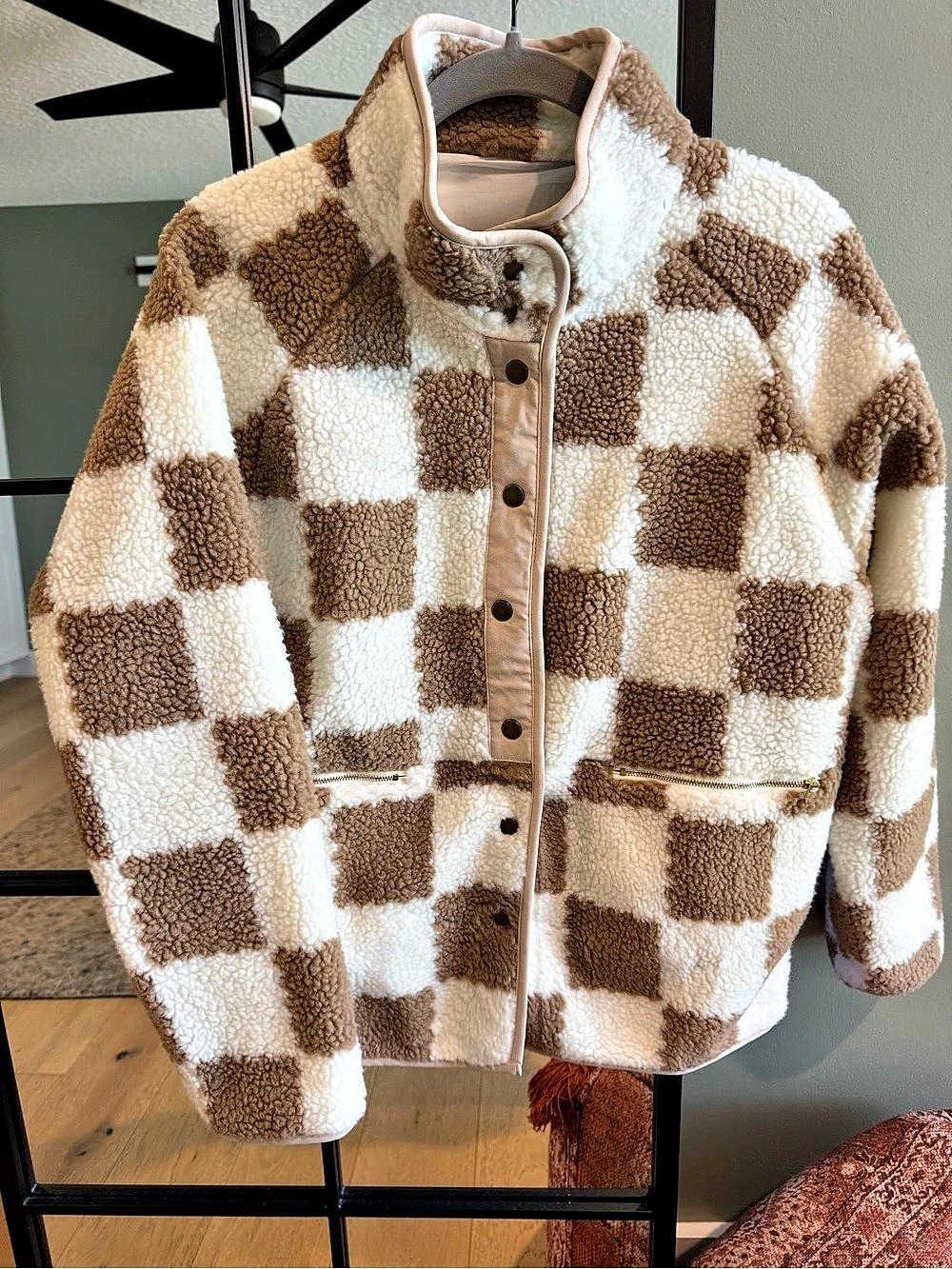 Checkered Sherpa Fleece Jacket- Large